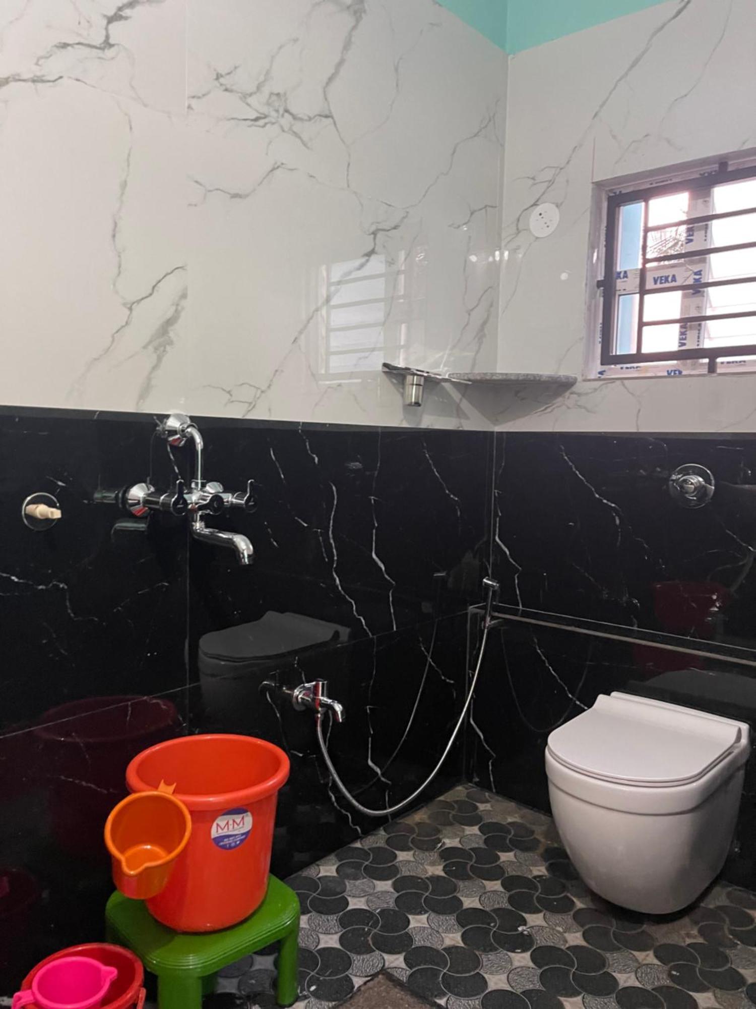 גוקרנה Nimmu Guest House & Restaurant Gokarna מראה חיצוני תמונה