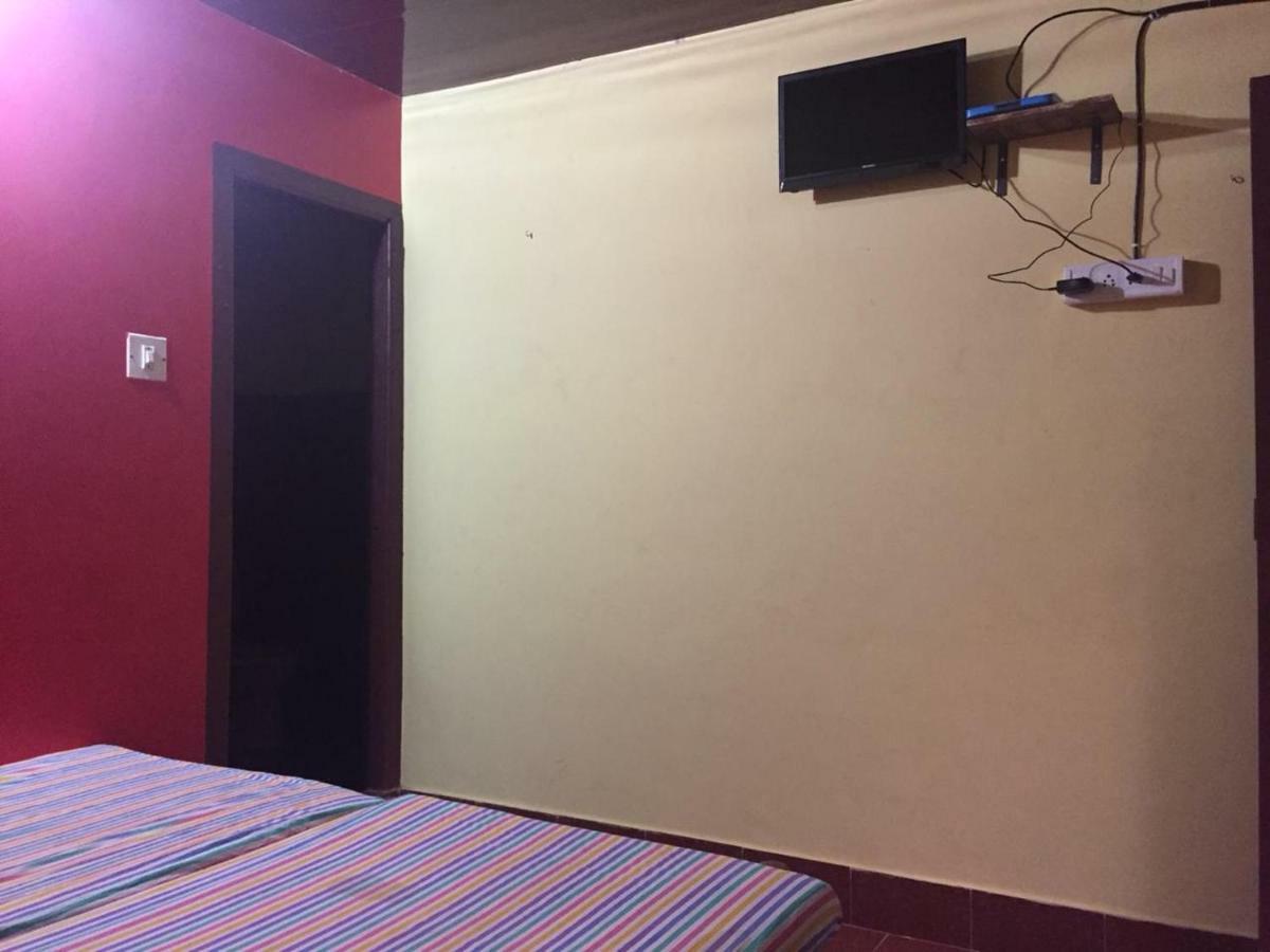 גוקרנה Nimmu Guest House & Restaurant Gokarna מראה חיצוני תמונה